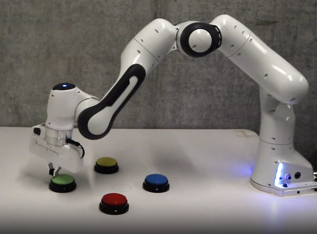 RoboPrompt: robot arm predicting actions from in-context examples